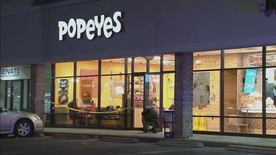Man fatally stabbed at Maryland Popeyes after chicken sandwich altercation
