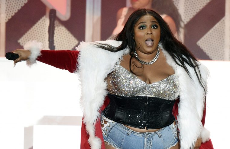 Lizzo claps back with gratitude after twerking controversy